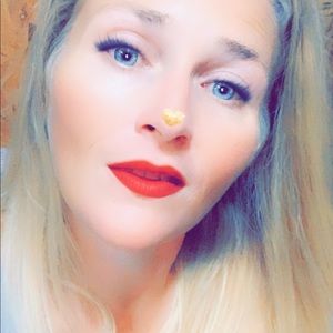 Meet your Posher, Krystal